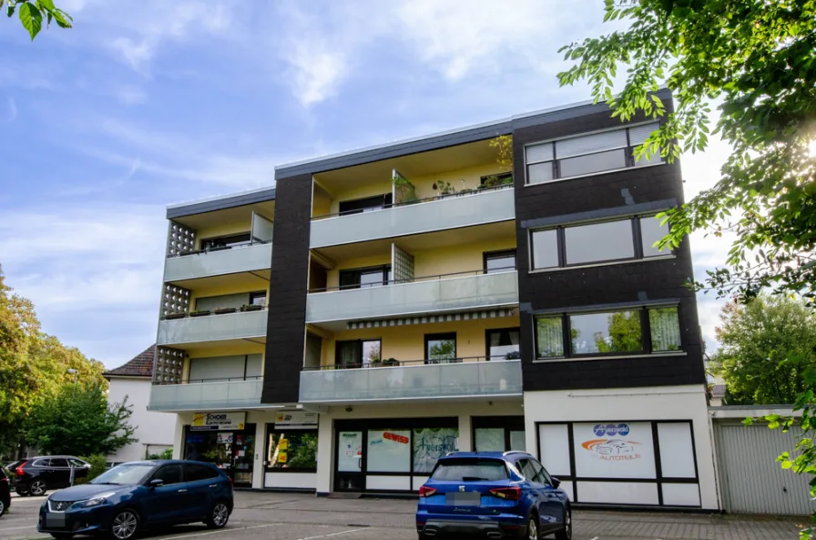 Aussenansicht - Wohnung mieten in Hattingen - Single-Wohnung mit großem Balkon zum Entspannen und heller Einbauküche in Hattingen-Mitte