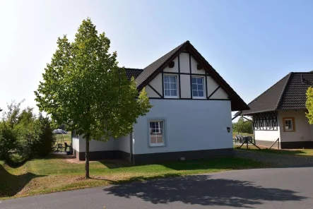 Ferienhaus Holland Kaufen005 - Haus kaufen in Cochem - Ferienhaus mit Blick auf den Golfplatz zu verkaufen (478)