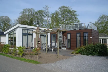 Vakantiehuis te koop Zuid-Holland Dordrecht Rijksstraatweg 86 De Biesbosch 303 01 - Haus kaufen in Dordrecht - Prächtiges Ferienhaus mit unglaublicher Aussicht zu verkaufen!