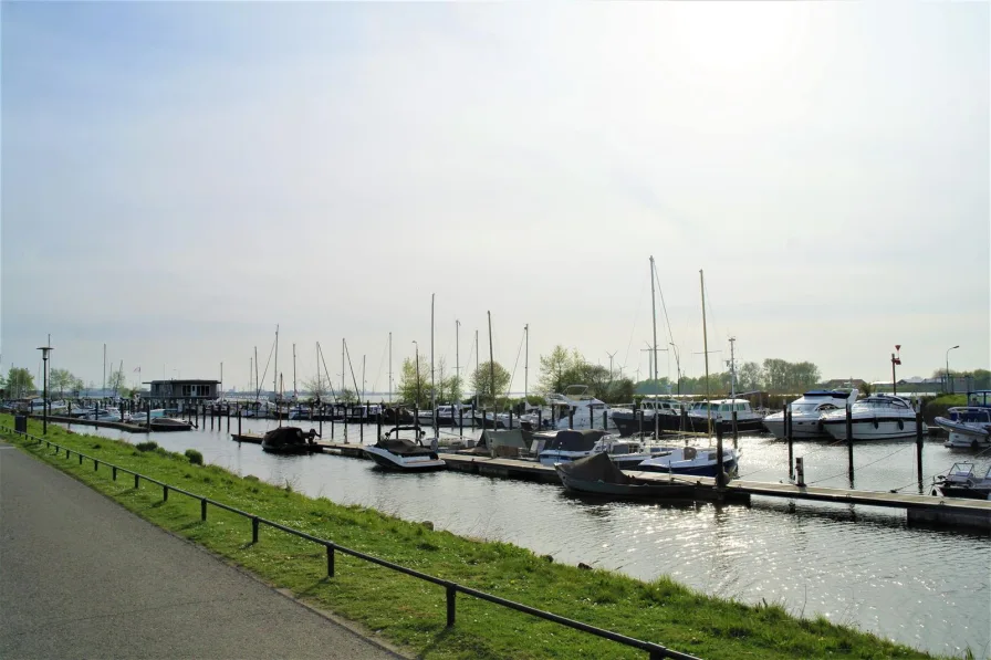 Vakantiehuis te koop Zuid-Holland Dordrecht Rijksstraatweg 86 De Biesbosch 303 38