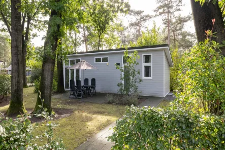 Ferienhaus Holland kaufen 000 - Haus kaufen in Ede - Gemütliches Ferienhaus auf eigenem Grundstück. (2297)