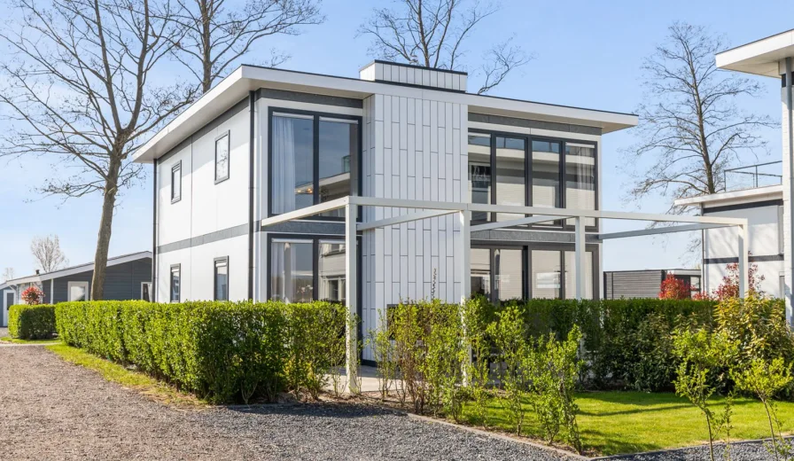 Ferienhaus Holland kaufen 015 - Haus kaufen in Nijkerk - Wunderschönes Ferienhaus am Wasser im Europarcs Bad Hulckesteijn (2324)