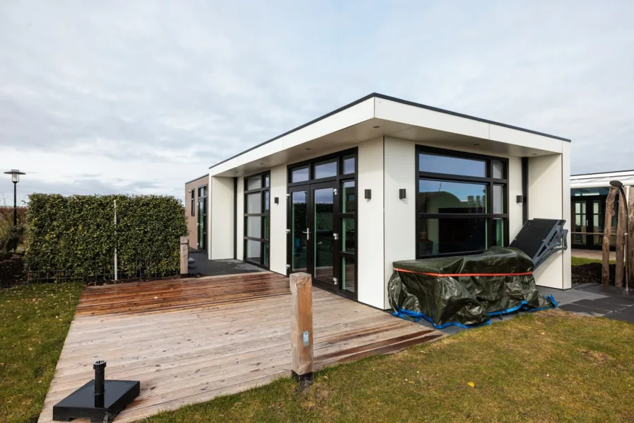 Ferienhaus Holland kaufen 018 - Haus kaufen in Berkhout - Eine bezugsfertige Ferienwohnung am Wasser. (2500)