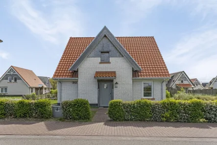 Ferienhaus Holland kaufen 028 - Haus kaufen in Nieuwvliet - Luxuriöse 10-Personen-Villa an der Küste von Zeeland! (2504)