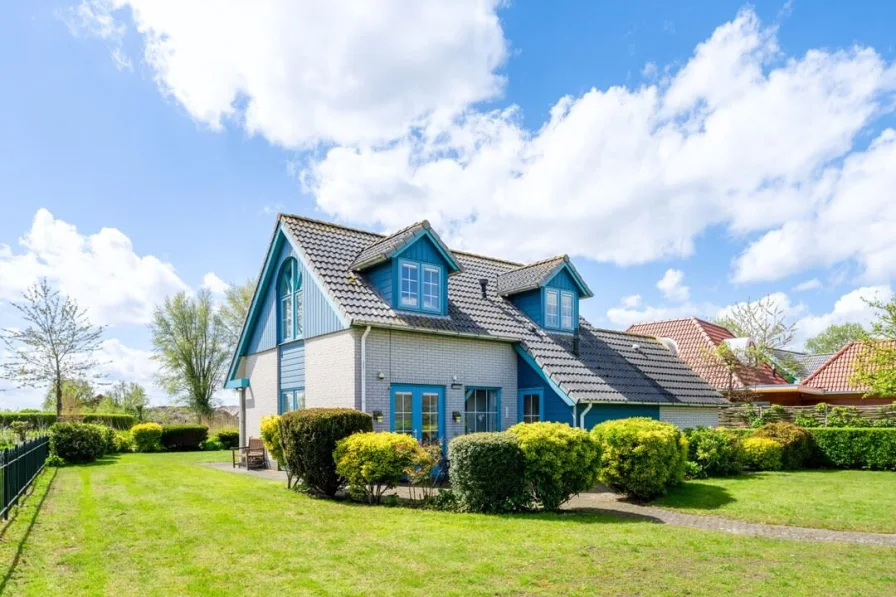 Ferienhaus Hollan kaufen 012 - Haus kaufen in Hoofdplaat - Freistehendes Ferienhaus direkt am Wasser (2727)