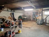 Garage / Gerätehalle