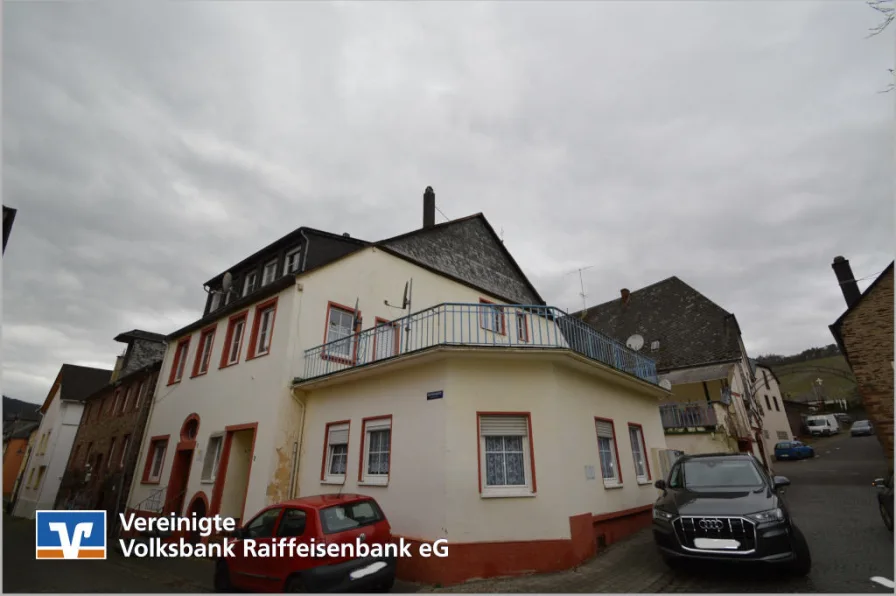 Außenansicht - Haus kaufen in Bernkastel-Kues-Kues - voll vermietetes Renditeobjekt (8,5 %)
