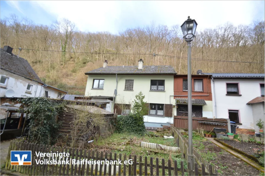 Straßenansicht - Haus kaufen in Veldenz - Naturnahes Wohnen