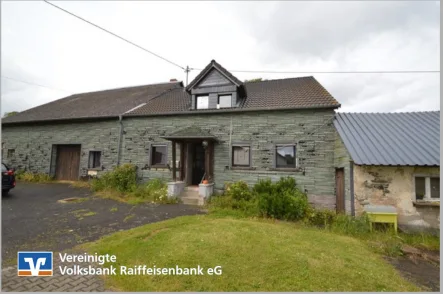 Straßenansicht - Haus kaufen in Immert - Liebevoll ausgebaut in naturnaher Umgebung