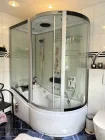 neue Dusch-Badewanne