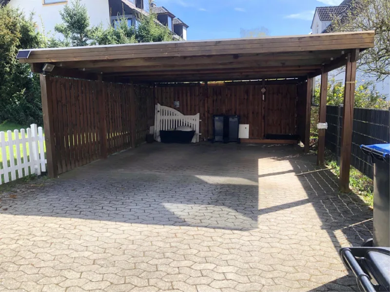 Carport-Stellplatz