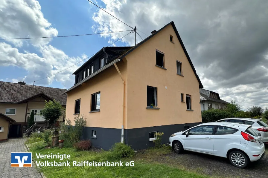 Aussenansicht - Haus kaufen in Lingerhahn - Einfamilienhaus in ruhiger und gefragter Wohnlage!