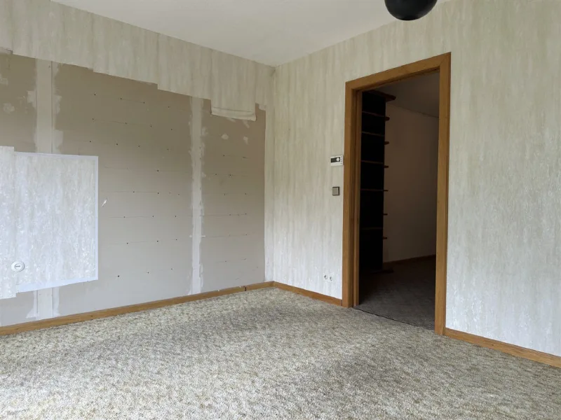 Wohnzimmer Blick in Wohnraum EG