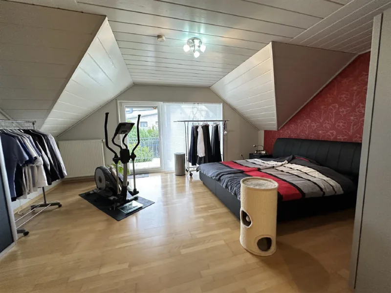 Schlafzimmer OG