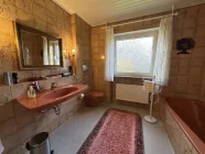 Badezimmer EG