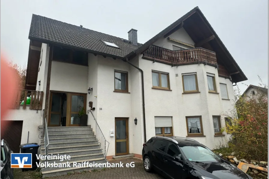 Straßenansicht - Haus kaufen in Enkirch - Gepflegtes Investition