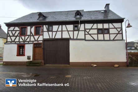 Frontansicht - Haus kaufen in Veldenz - Bilder sagen mehr als Worte