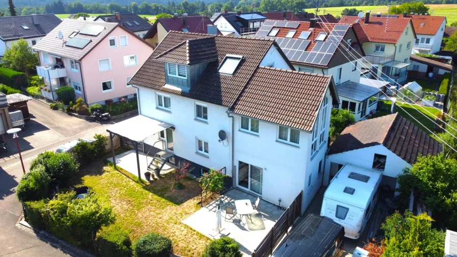 Ansicht - Haus kaufen in Göggingen - Beste Aussichten! Wohnhaus mit vielen Möglichkeiten wartet auf Sie!