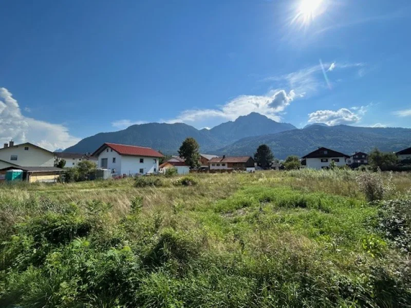  - Grundstück kaufen in Anger / Jechling - 1100m² sonniges, ruhig gelegenes Grundstück mit Bergblick, bebaubar als Einfamilien -   Doppelhaus oder Dreispänner