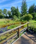 Gartenteich mit Terrasse