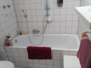 Badezimmer + Toilette