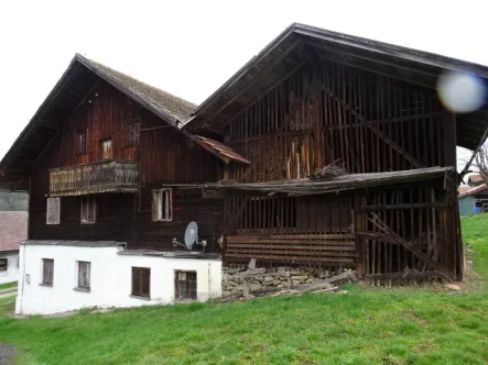  - Haus kaufen in Rattenberg / Obergschwandt - ALTERTÜMLICHES BAUERNHAUS -absolut sehenswert-