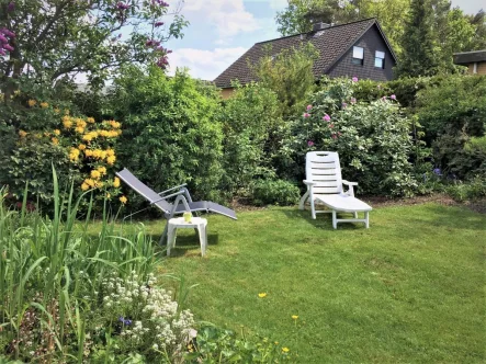 Garten - Haus kaufen in Hechthausen - Charmanter Klinkerbungalow als RMH in idyllischer Lage von Hechthausen/Ldkrs. Cuxhaven