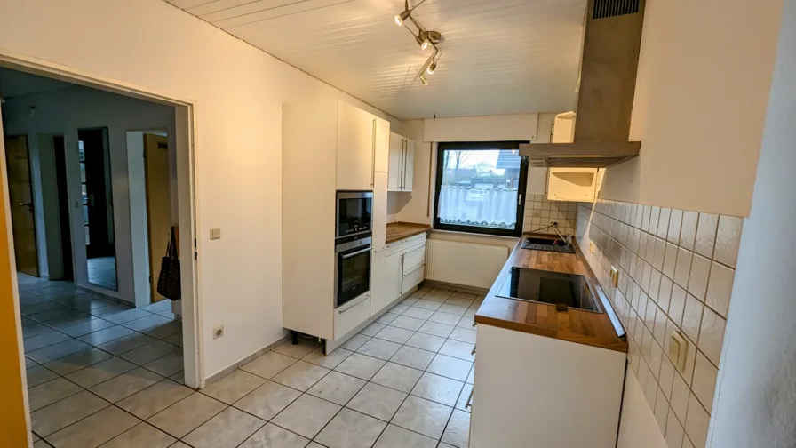 Küche - Haus kaufen in Schortens / Sillenstede - Zum Nordsee-Strand in 20 MinutenSchönes Einfamilienhaus mit Terrassen und Garten in ruhiger Lage