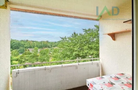  - Wohnung kaufen in Limburgerhof - Schöne Vier-Zimmerwohnung mit Balkon