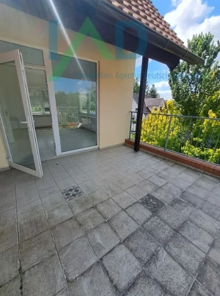 Große Dachterrasse der Einliegerwohnung