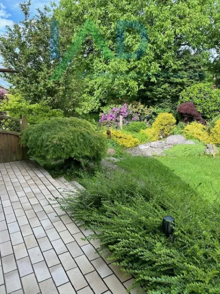 Garten mit Terrasse - Haus kaufen in Töging am Inn - 1-Familienhaus (auch als 2-Familienhaus nutzbar) in ruhiger Lage zu verkaufen