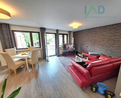  - Haus kaufen in Langenfeld - Einfamilienhaus mit Bungalow-Charakter mit Ladenlokal und großem Garten in Langenfeld-Richrath