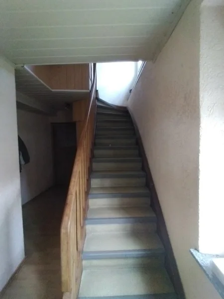 Treppe zum OG