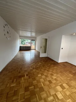  - Haus kaufen in Augsburg / Lechhausen - Mehrfamilienhaus mit genehmigtem Dreispänner – Perfekte Investition in zentraler Lage!