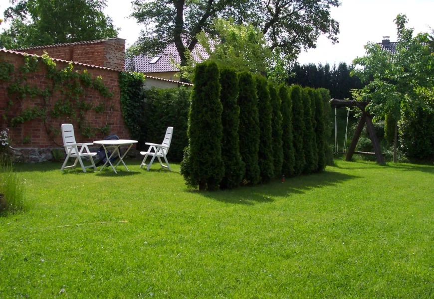 Garten - Haus kaufen in Burg - Eigennutzung oder Vermietung - Saniertes Stadthaus mit Einliegerwohnung. 190m² Wohnfläche. 1000m² GS Wärmepumpe, Photovoltaikanlage, Vermietet