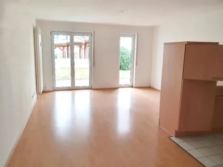  - Wohnung kaufen in Bad Urach - *Reserviert* Charmante Erdgeschosswohnung im Herzen von Bad Urach mit Terrasse und TG-Stellplatz