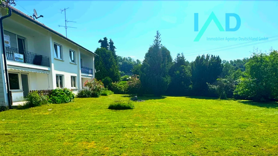  - Haus kaufen in Rot an der Rot - Einzigartige Gelegenheit. Ein Doppelhaus mit viel Platz und großem Garten.