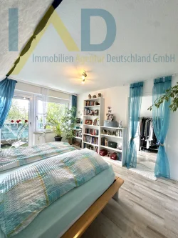  - Haus kaufen in Lauingen (Donau) - Traumhaftes Einfamilienhaus mit Pool und Außensauna – Ihr privates Wellness-Paradies!