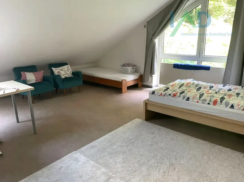 größeres Zimmer - Wohnung kaufen in Marburg - Interessante Kapitalanlage in zentraler Lage von Marburg !