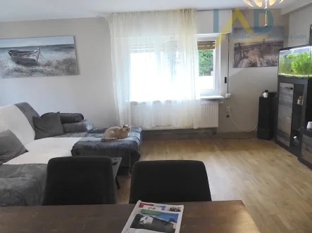 Wohnzimmer EG - Haus kaufen in Boppard / Bad Salzig - Haus mit 3 Wohneinheiten, Garten und Stellplätzen