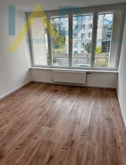  - Wohnung kaufen in Berlin - Frisch sanierte 2-Zimmer-Wohnung mit Balkon in Top-Lage Berlin-Charlottenburg Nähe Zoologischer Garten