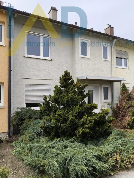  - Haus kaufen in Kaufbeuren - Reihenmittelhaus mit Potenzial, ideal für Handwerker