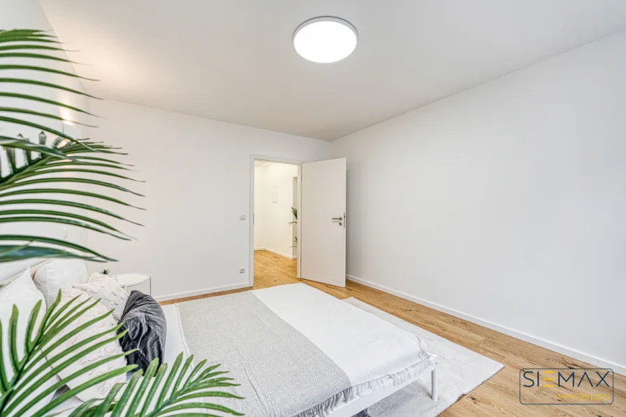 Schlafzimmer mit Blick zum Eingang