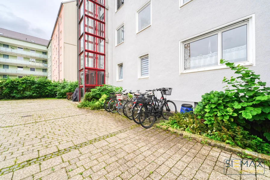 Fahrradstellplätze - Haus kaufen in München / Sendling - ++ANLIEGERGLÜCK IN SENDLING++Mehrfamilienhaus mit 16 Wohnungen zu verkaufen!