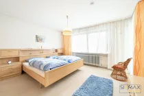 3. Schlafzimmer mit Balkonzugang