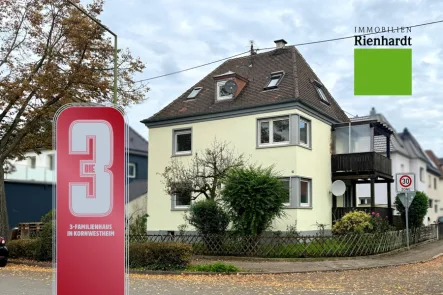 Ansicht - Haus kaufen in Kornwestheim - Die Drei - Dreifamilienhaus in Kornwestheim!