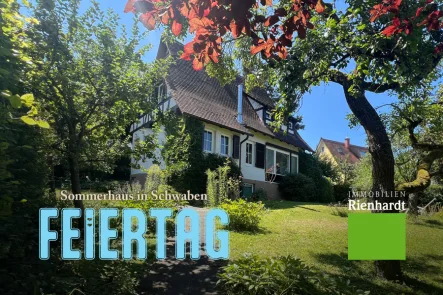 Ansicht - Haus kaufen in Stuttgart / Botnang - FEIERTAG! Freistehendes Einfamilienhaus in erstklassiger Lage von Stuttgart-Botnang