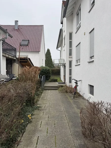 Zuweg zum Haus