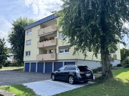 Ansicht Ost - Wohnung kaufen in Wehr - Zentral gelegene 3-Zimmer-Eigentumswohnung in Wehr