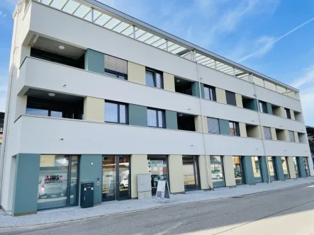 Hausansicht - Wohnung mieten in Wehr - "Stadtzentrum" KfW55, 3-Zimmer Penthaus mit Balkon, Keller, Tiefgarage u. Lift